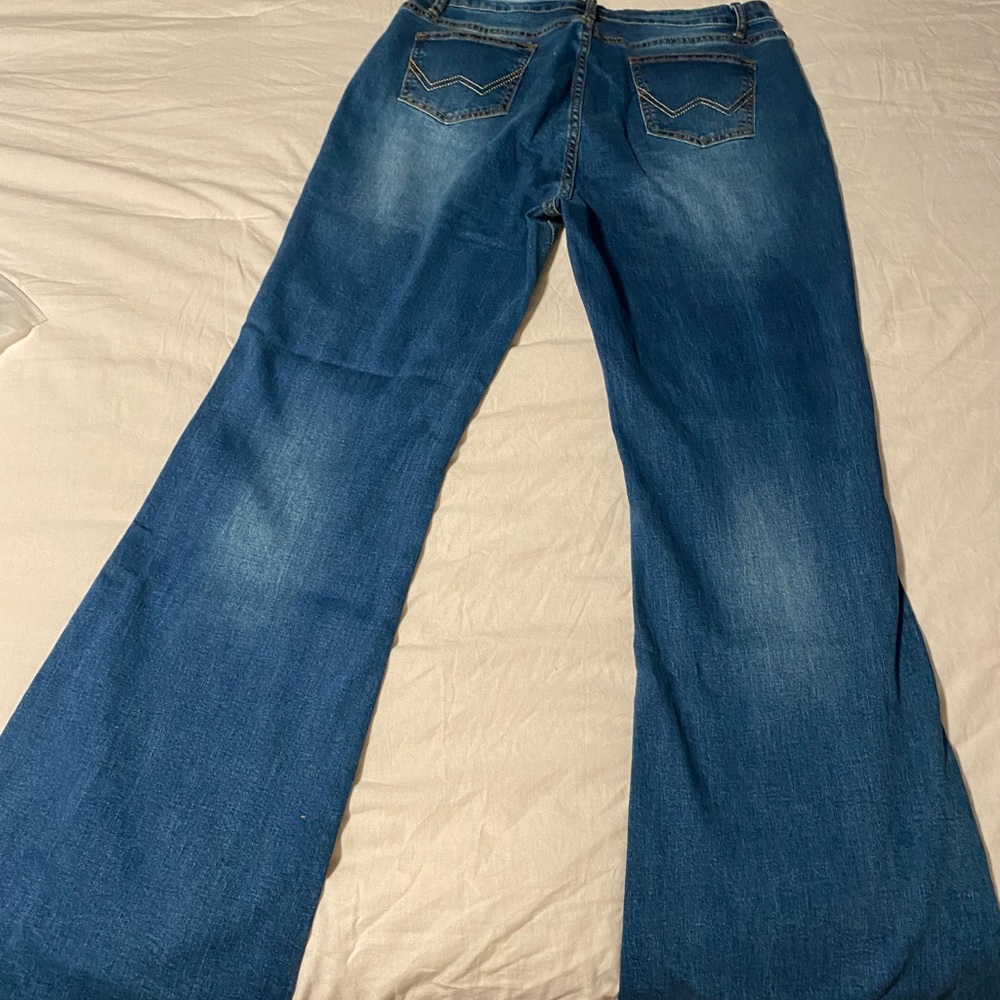 Jeans - Picture 3 of 3